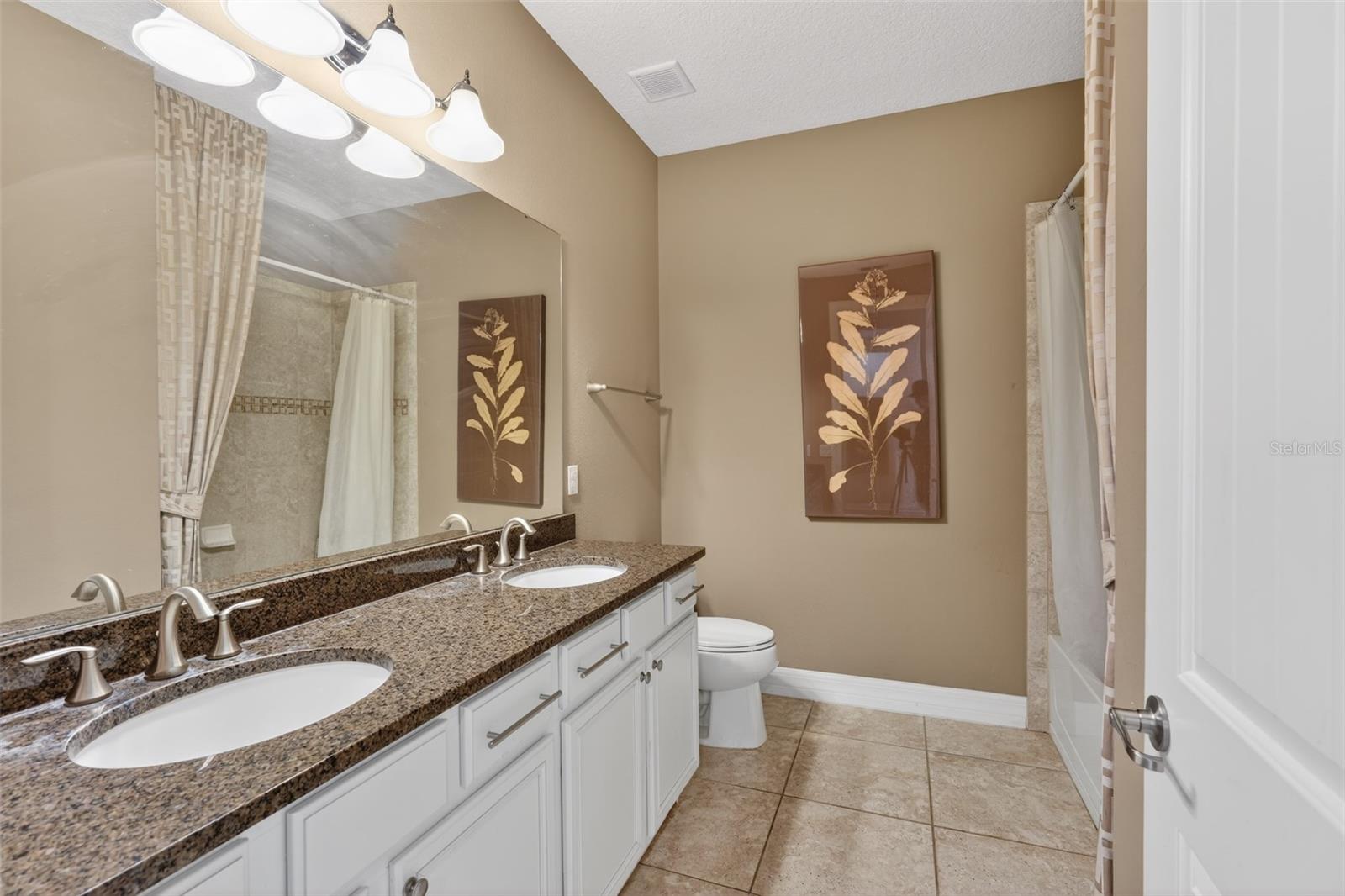 LAKESHORE AT NARCOOSSEE PH 1 - Residential