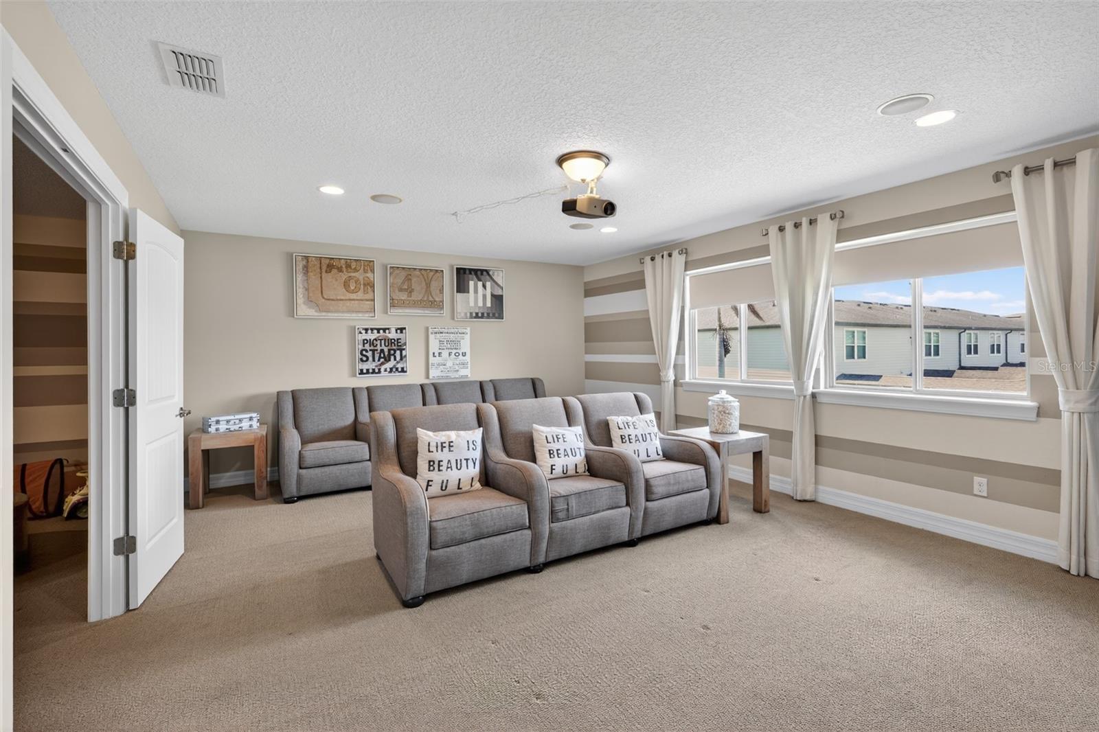 LAKESHORE AT NARCOOSSEE PH 1 - Residential