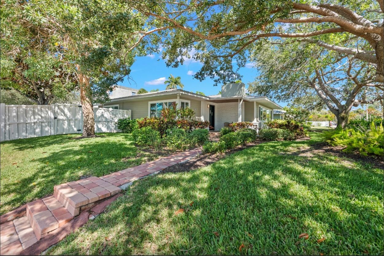 SAINT ARMANDS DIV JOHN RINGLING ESTATES - Residential