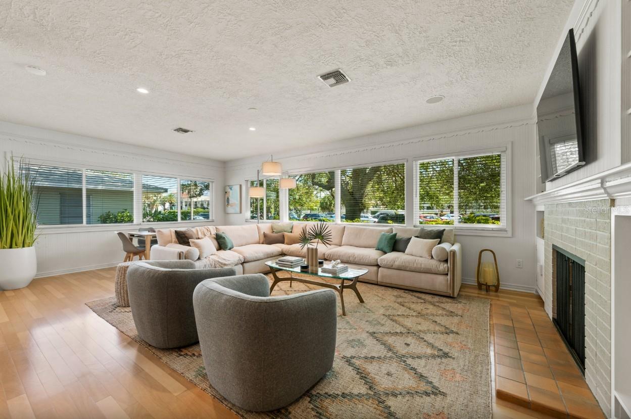 SAINT ARMANDS DIV JOHN RINGLING ESTATES - Residential