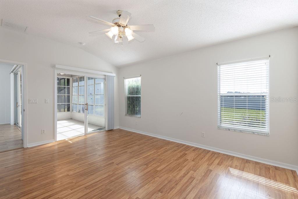 ROYAL HARBOR PH 01 - Residential