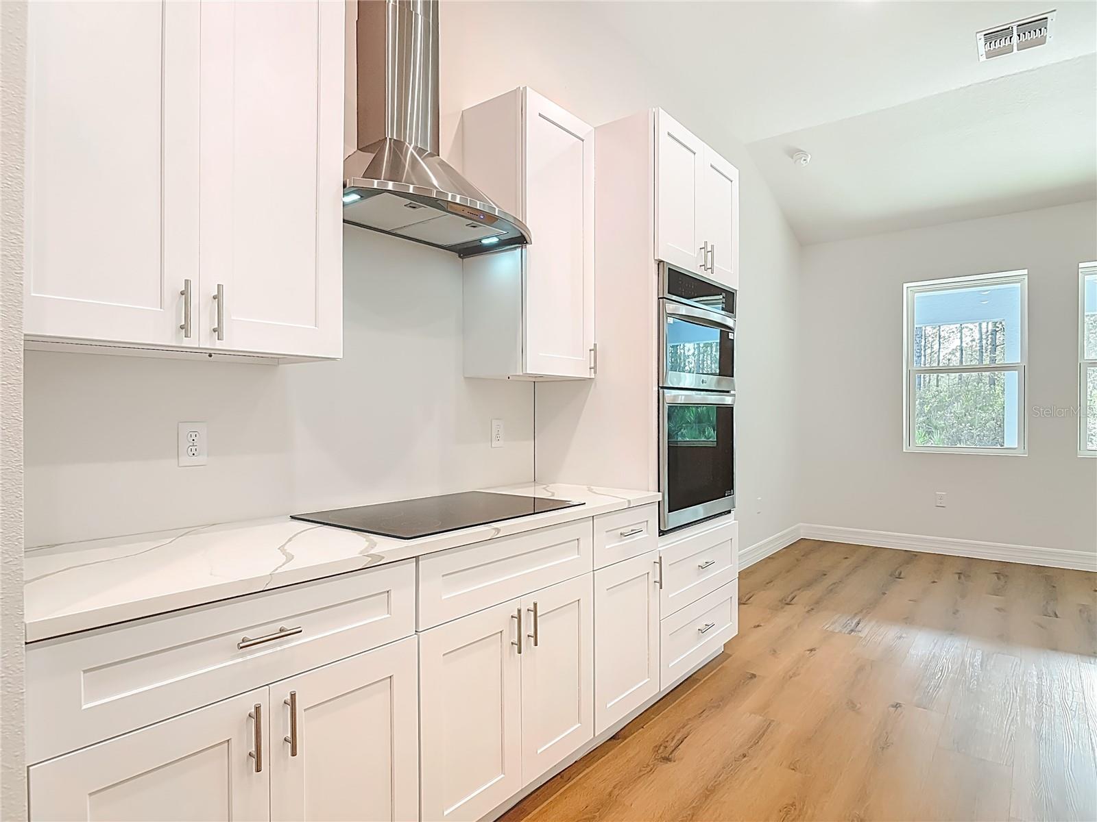 ROYAL TRAILS UNIT 01 - Residential