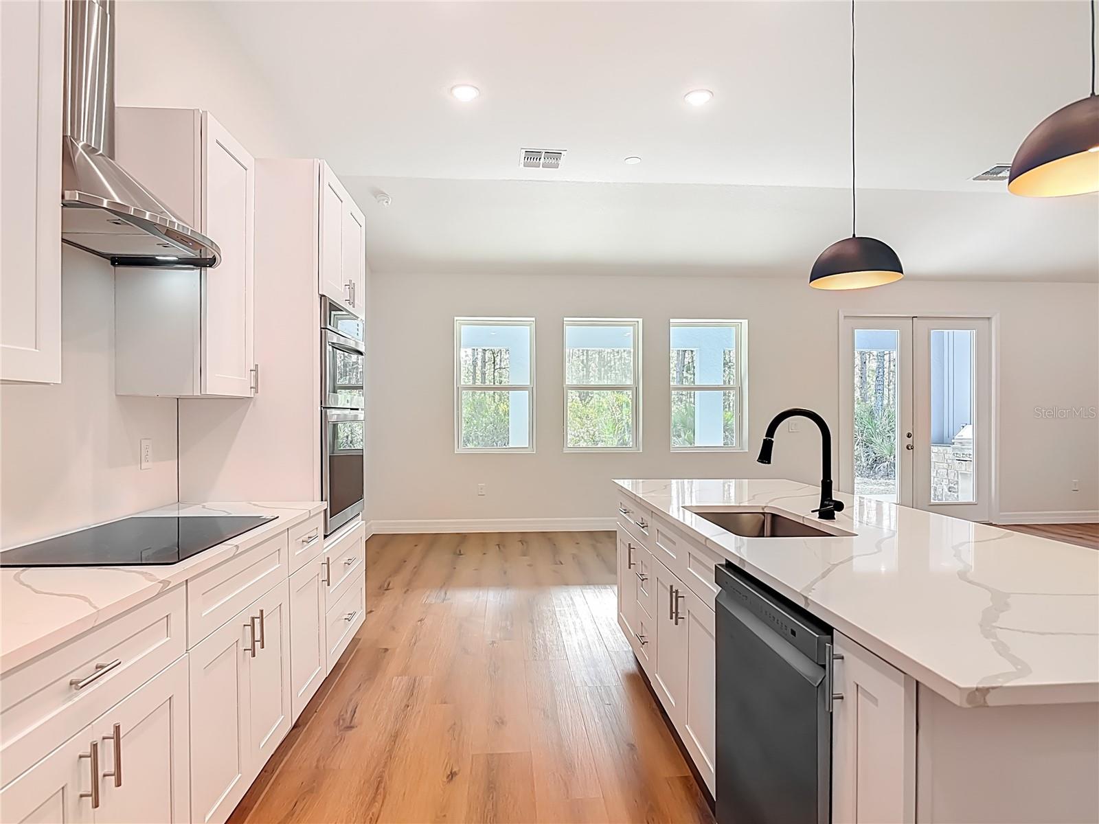 ROYAL TRAILS UNIT 01 - Residential