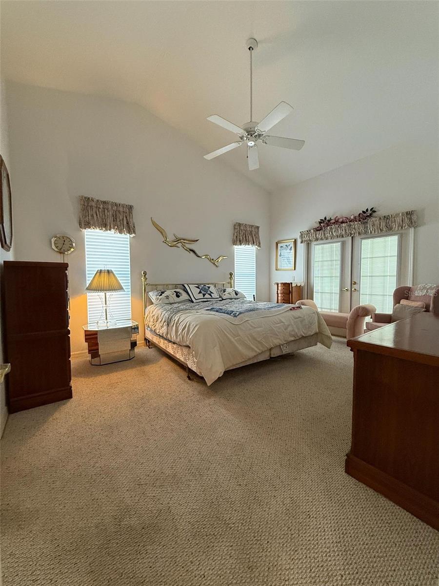 1695 STABLE TRAIL