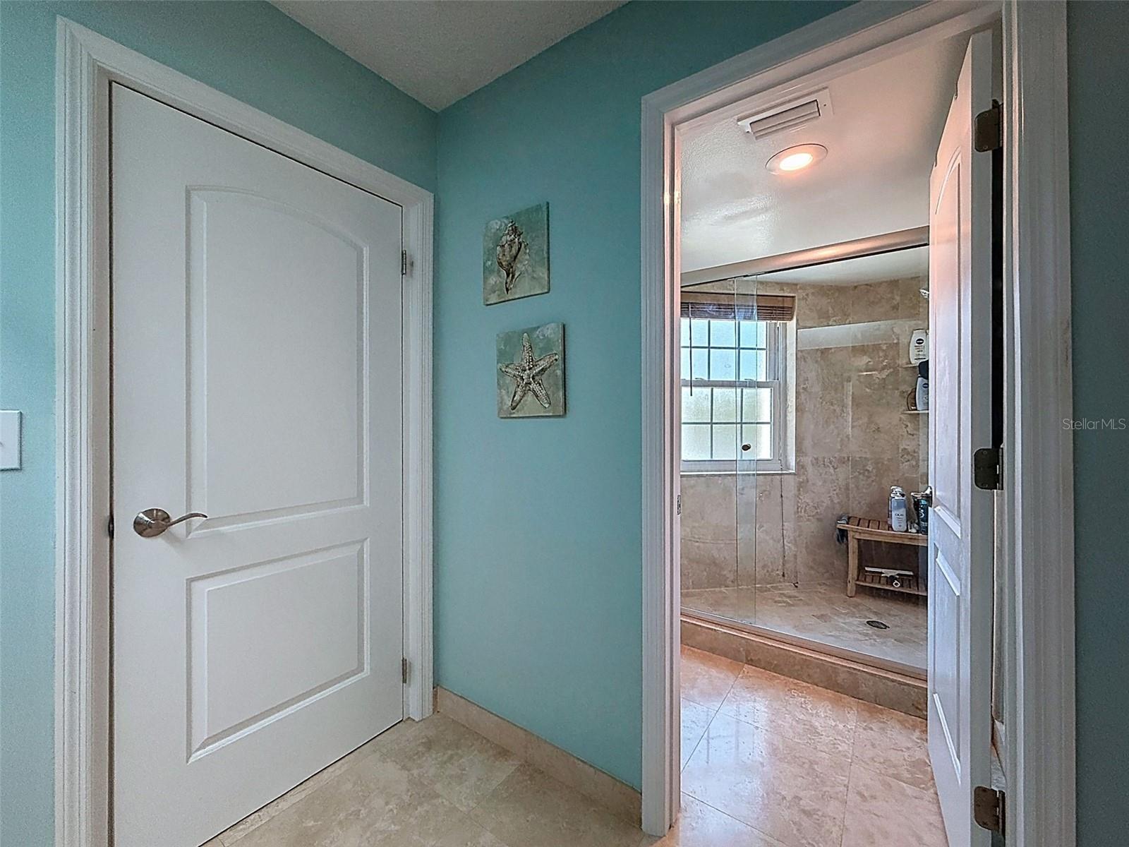 ST TROPEZ CONDO - Residential