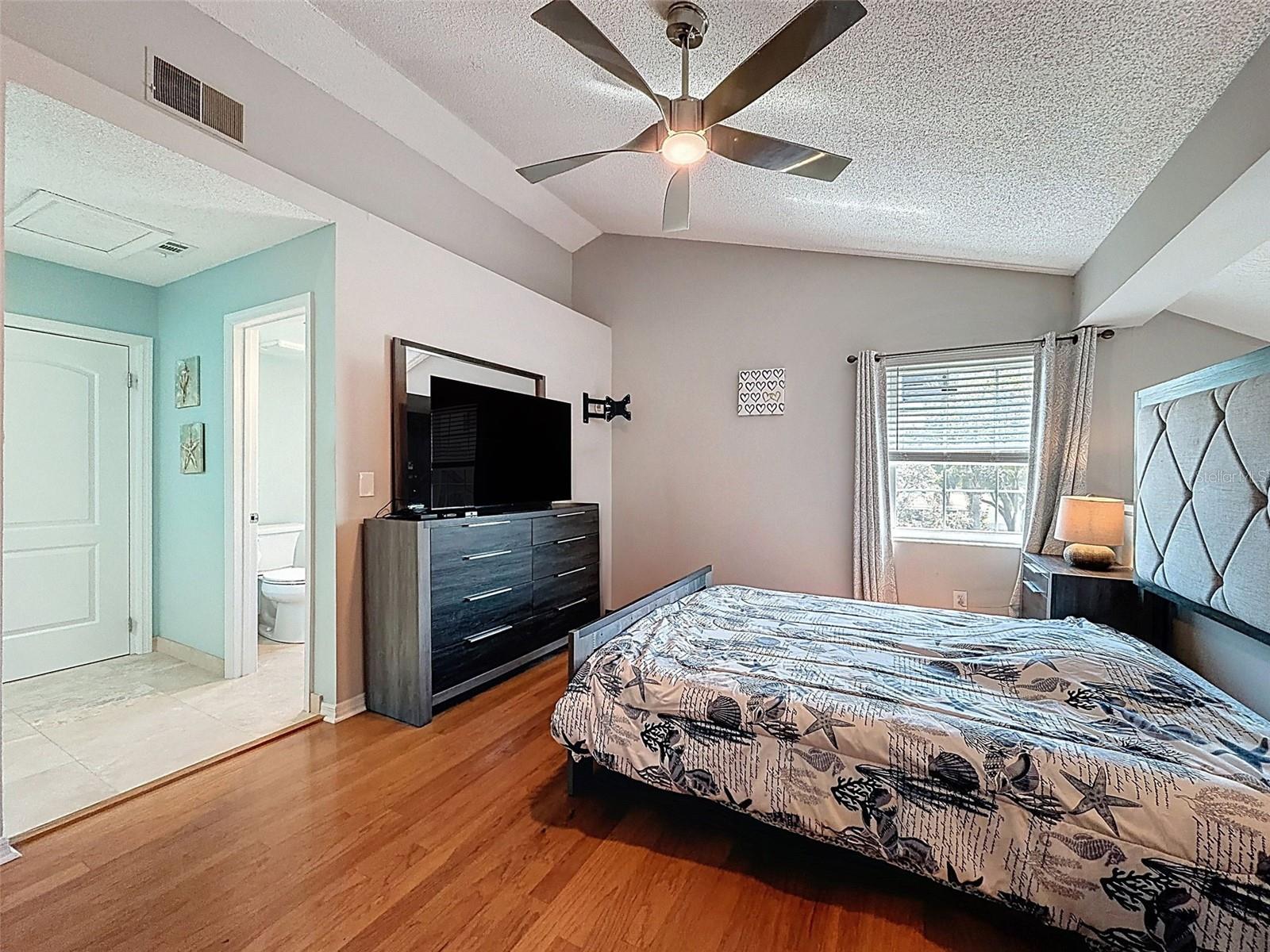 ST TROPEZ CONDO - Residential