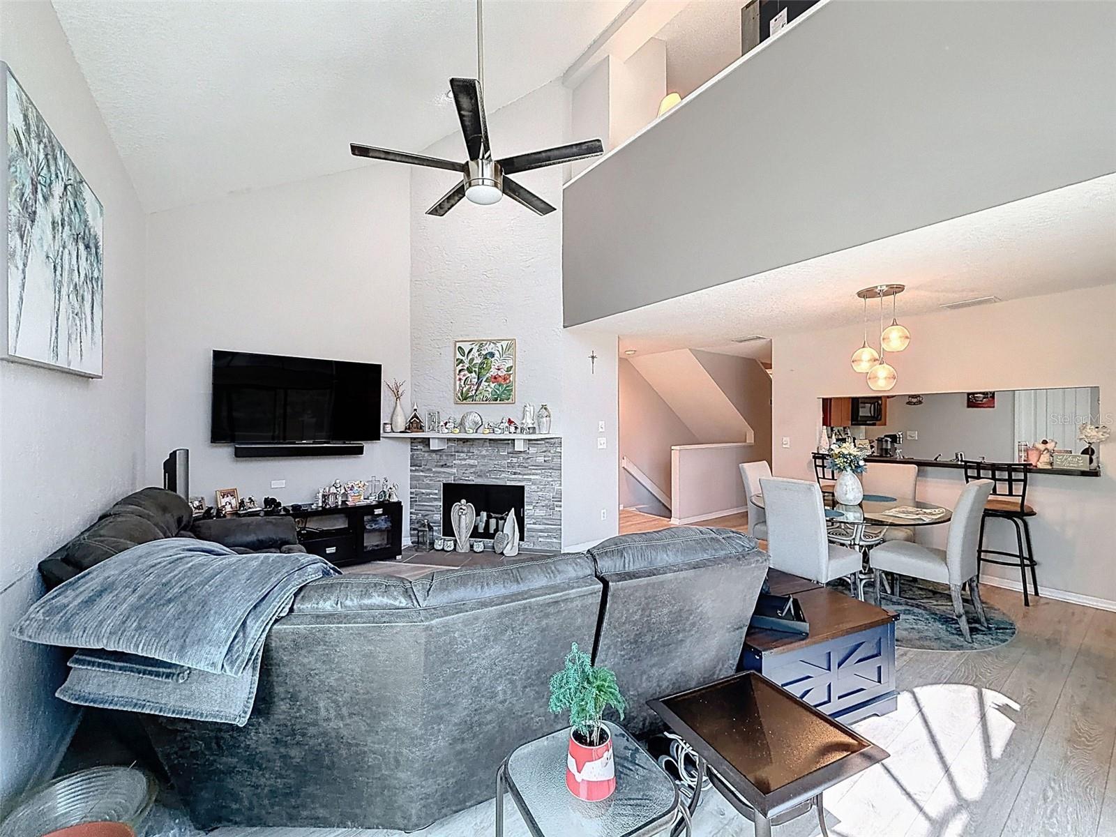 ST TROPEZ CONDO - Residential