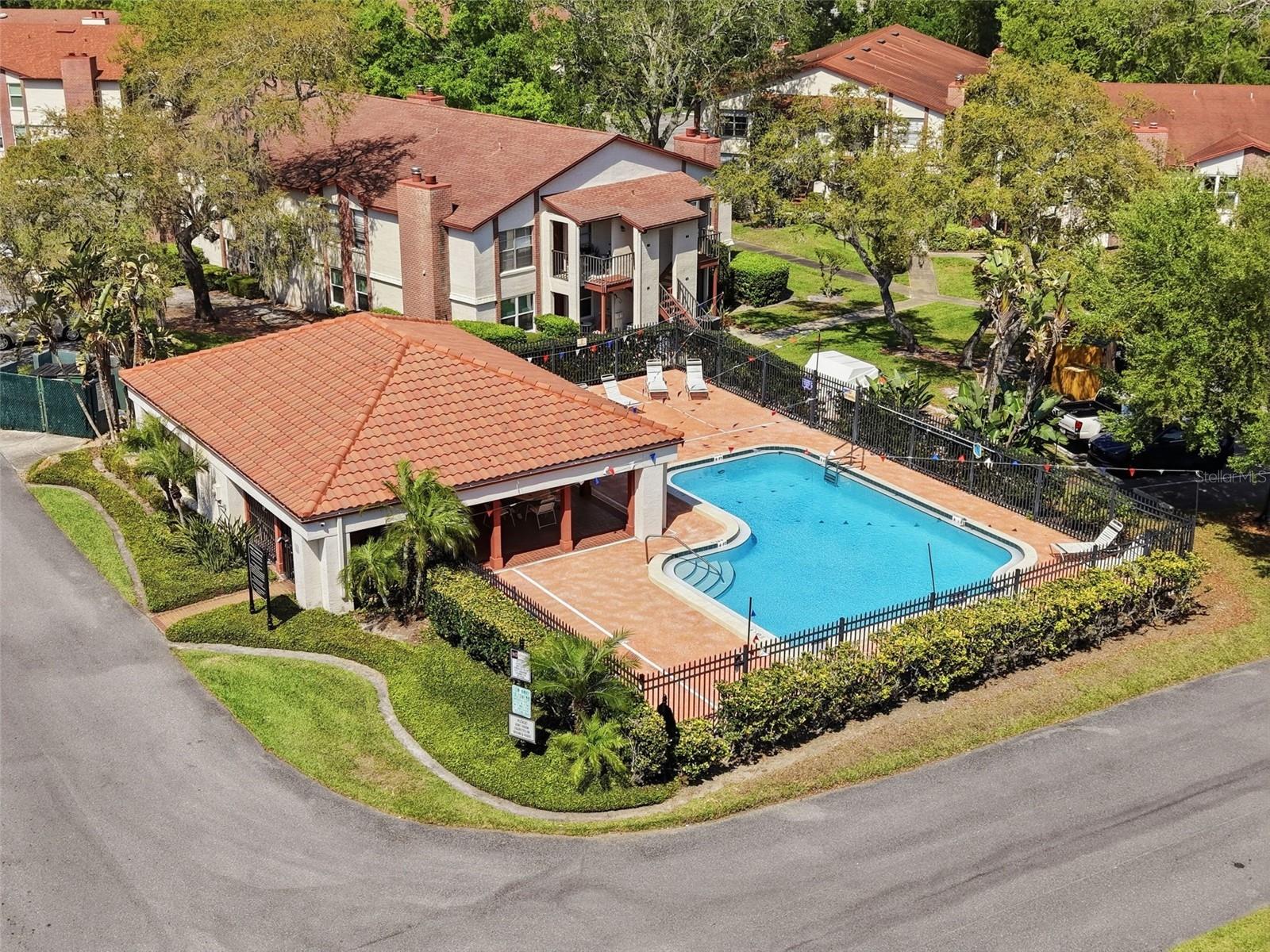 ST TROPEZ CONDO - Residential