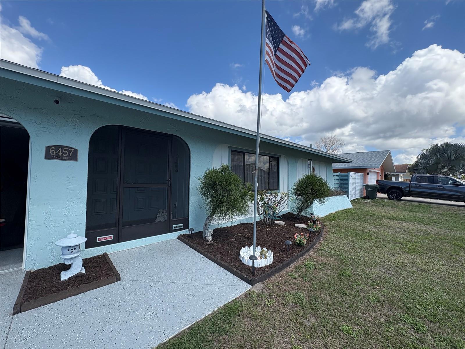 LAKE SARASOTA - Residential