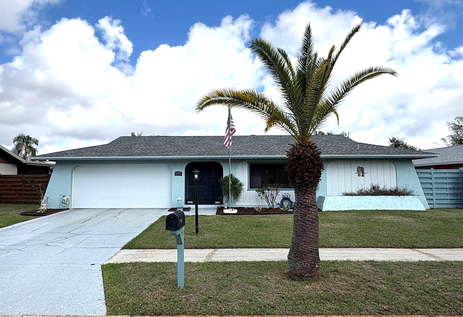 LAKE SARASOTA - Residential