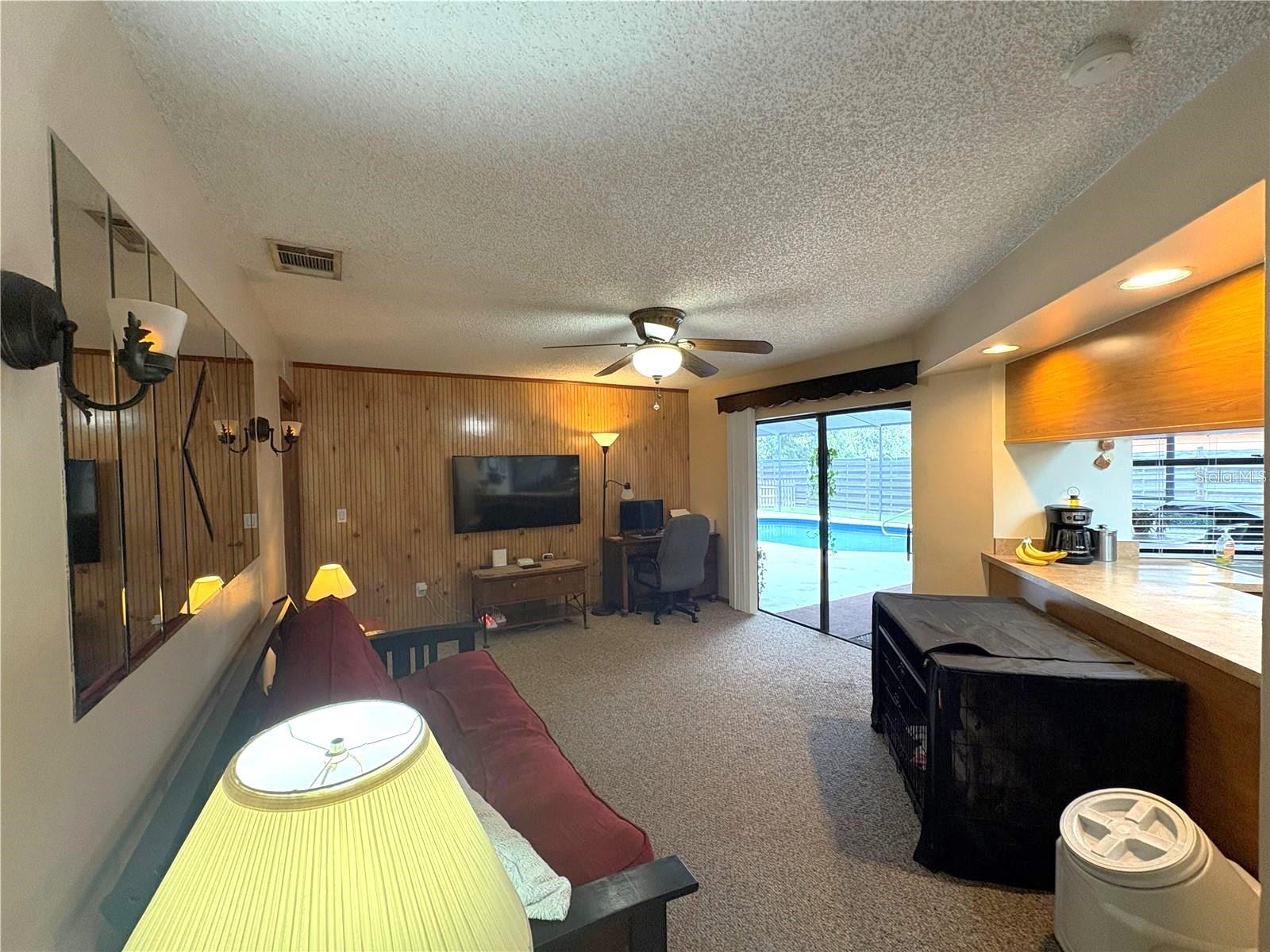 LAKE SARASOTA - Residential