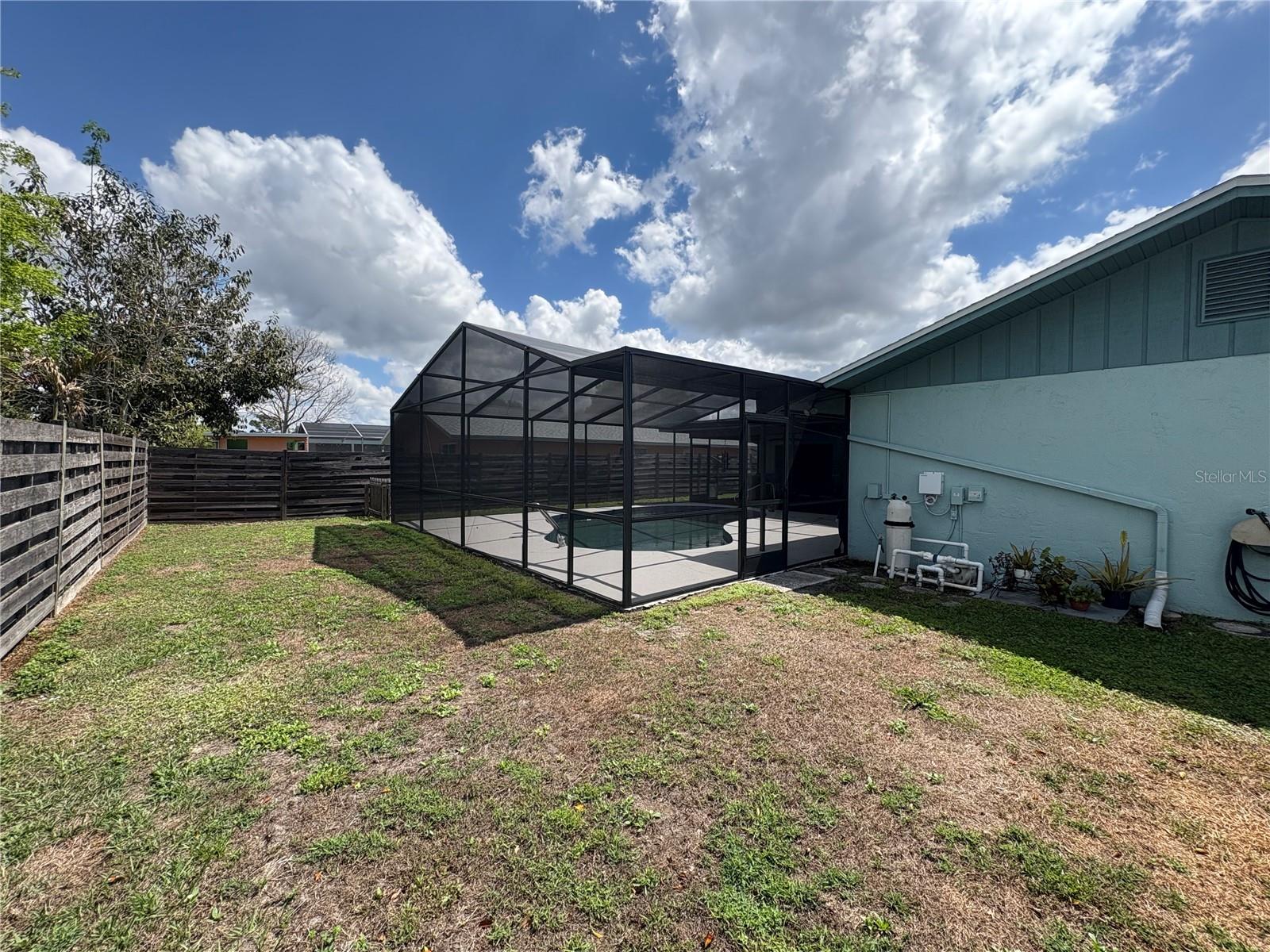 LAKE SARASOTA - Residential