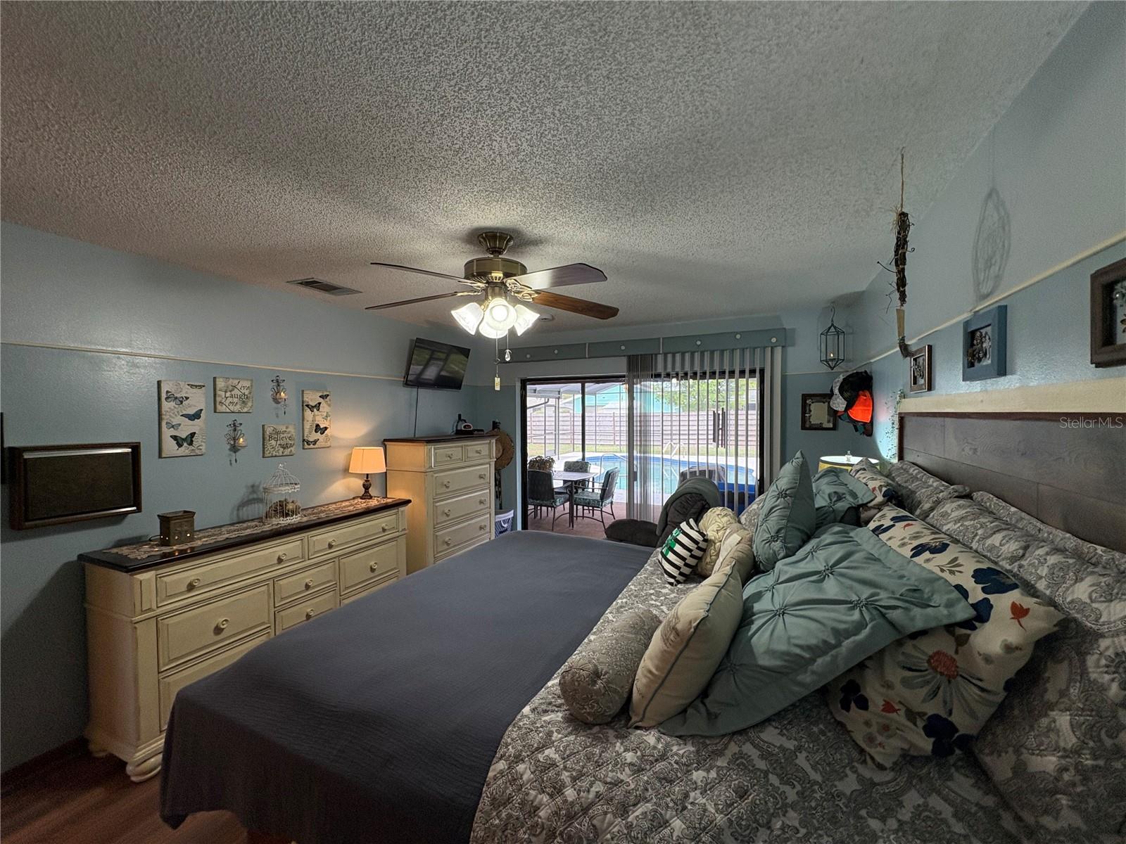 LAKE SARASOTA - Residential