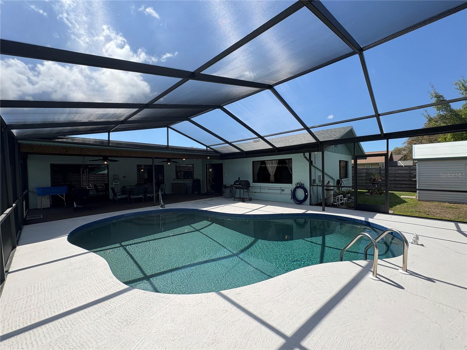 LAKE SARASOTA - Residential