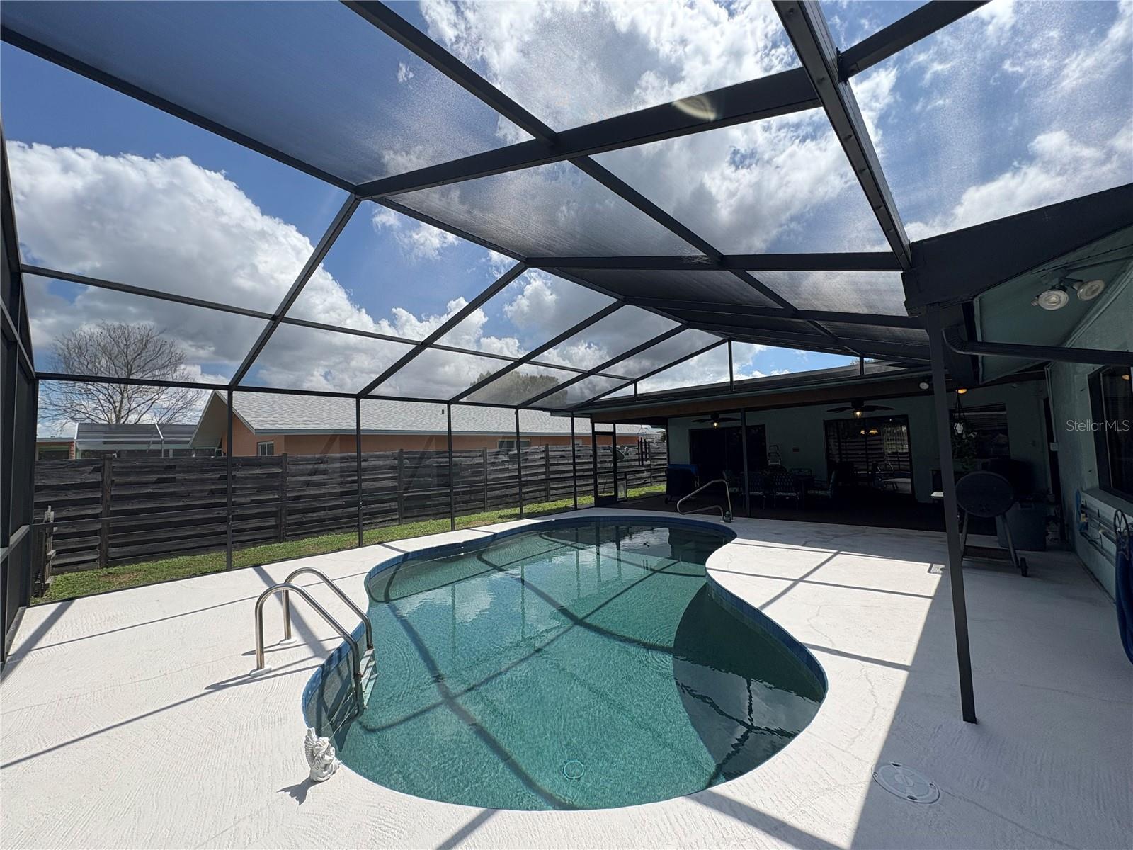 LAKE SARASOTA - Residential