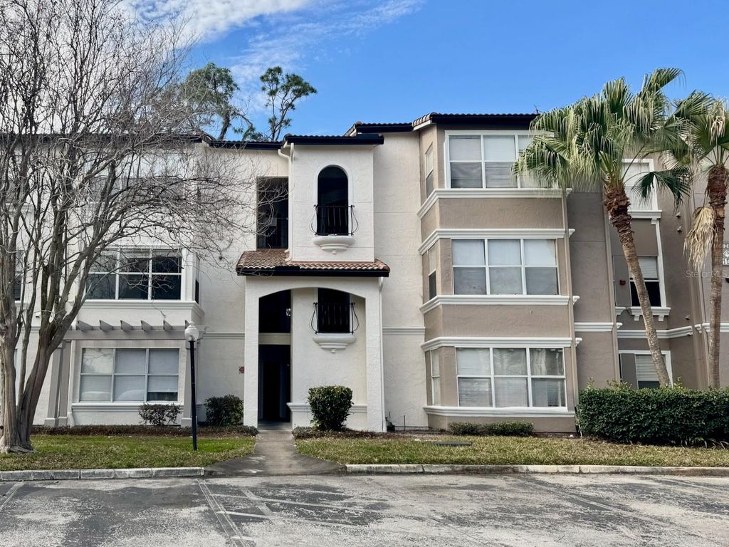 Photo of 5152 Conroy Road #1324, Orlando, FL 32811 (MLS # O6391889)