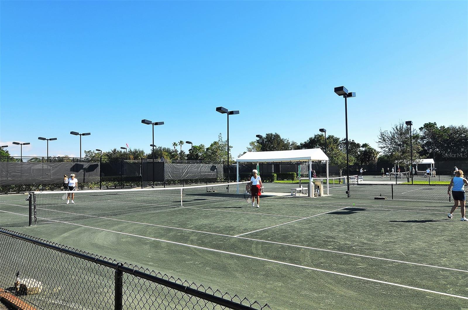 GOVERNORS GREEN - Residential