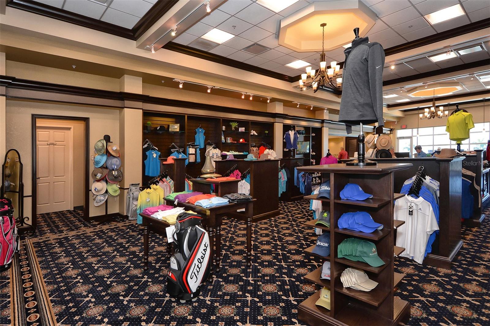 GOVERNORS GREEN - Residential