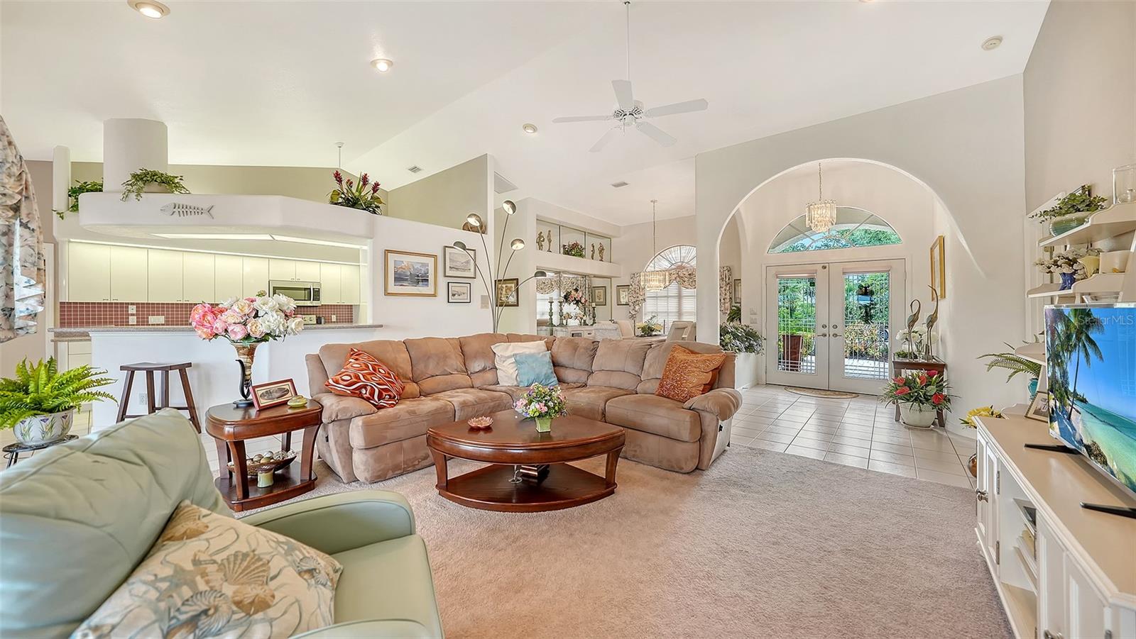 GOVERNORS GREEN - Residential