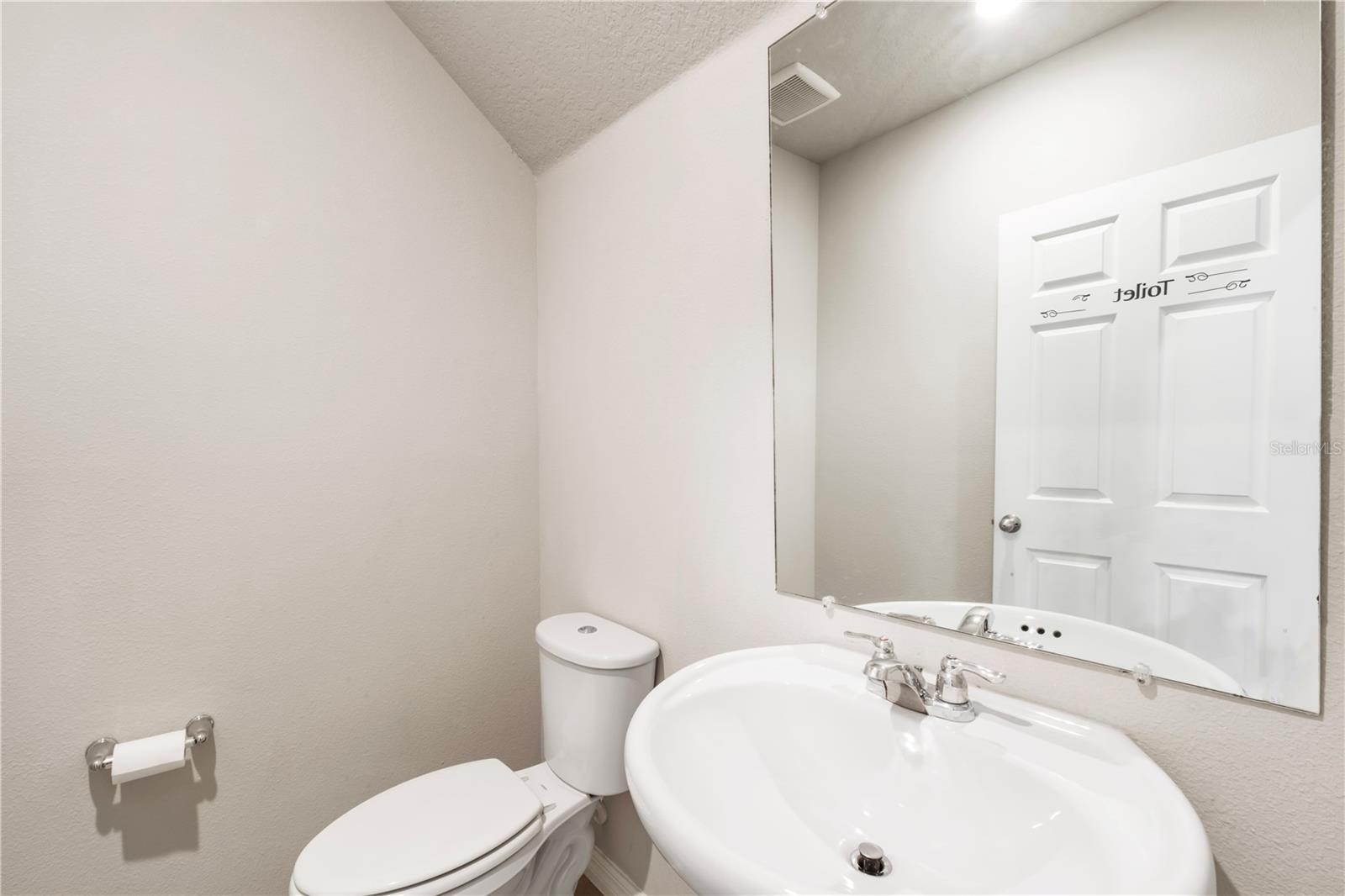 PRAIRIE MDWS - Residential Lease