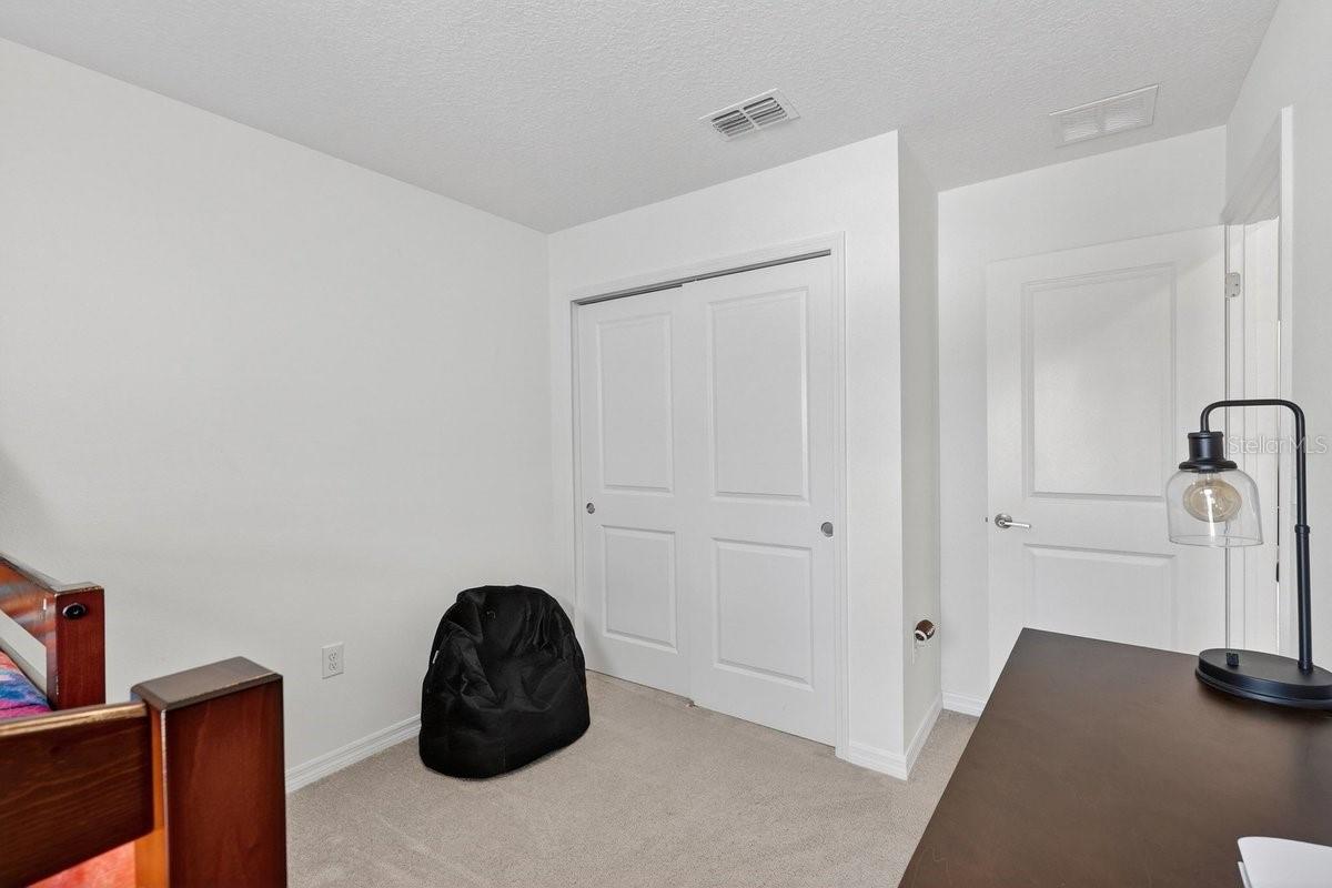 RIVERFRONT ESTATES SOUTH - Residential