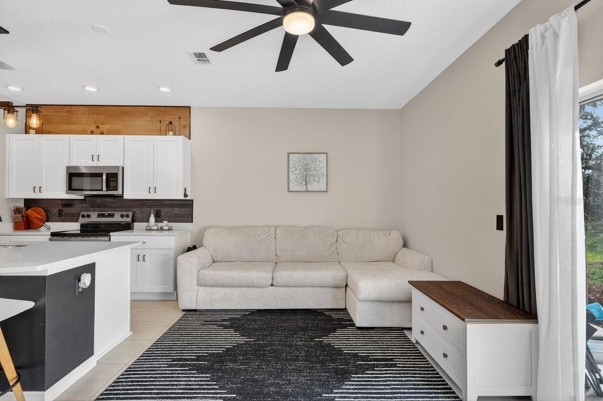 RIVERFRONT ESTATES SOUTH - Residential