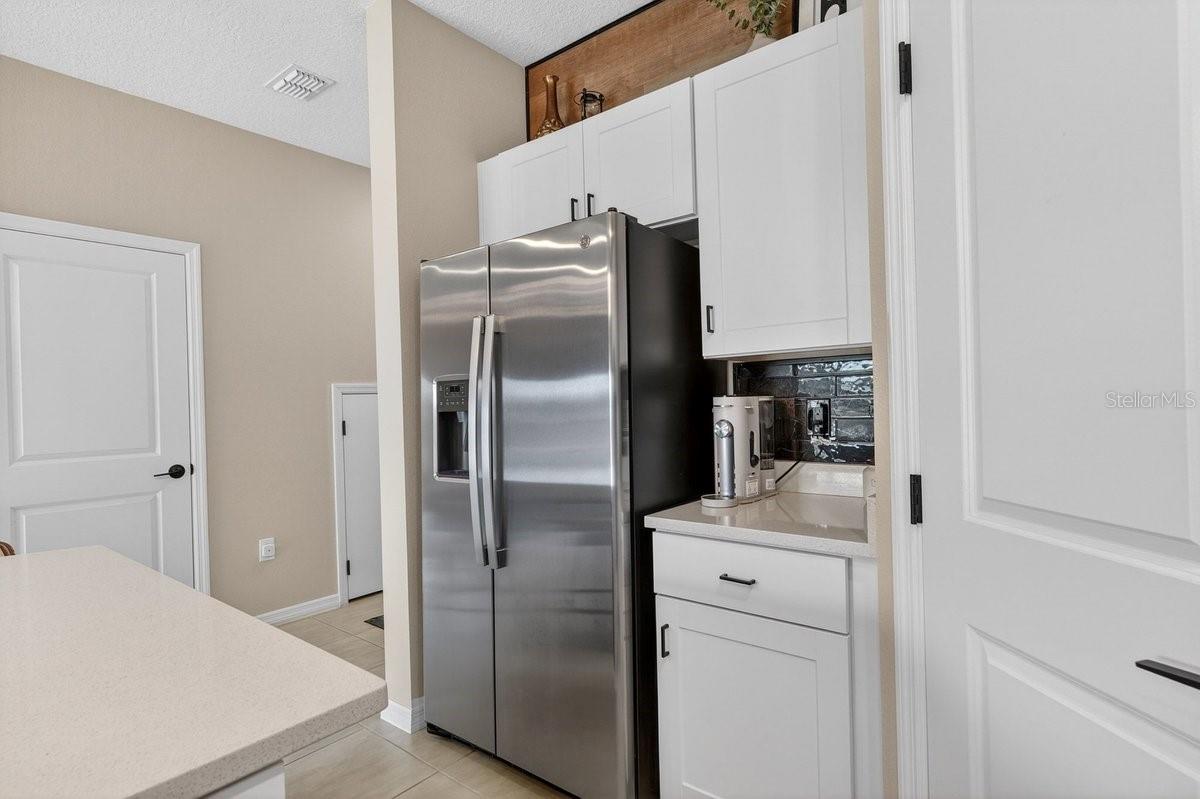 RIVERFRONT ESTATES SOUTH - Residential