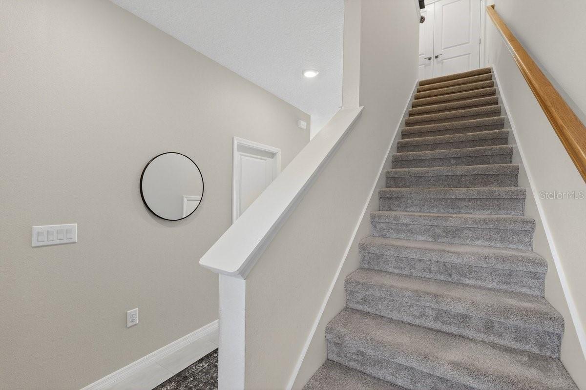 RIVERFRONT ESTATES SOUTH - Residential