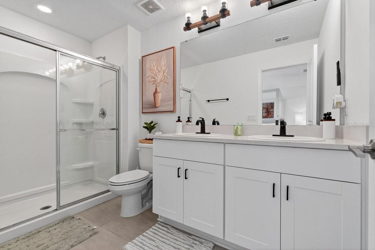 RIVERFRONT ESTATES SOUTH - Residential