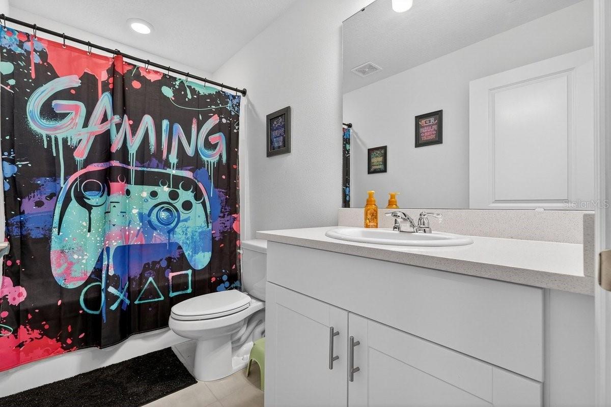 RIVERFRONT ESTATES SOUTH - Residential