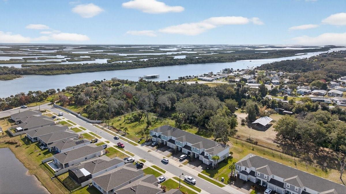 RIVERFRONT ESTATES SOUTH - Residential