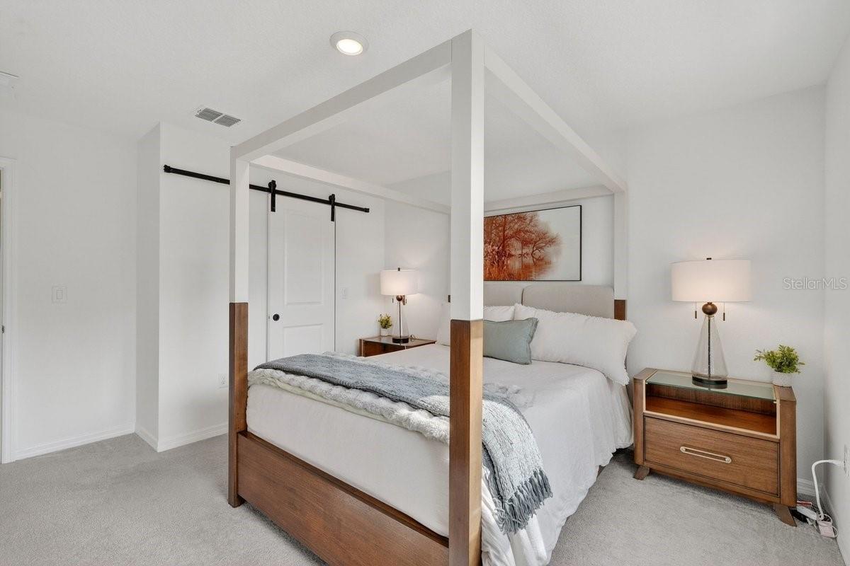 RIVERFRONT ESTATES SOUTH - Residential