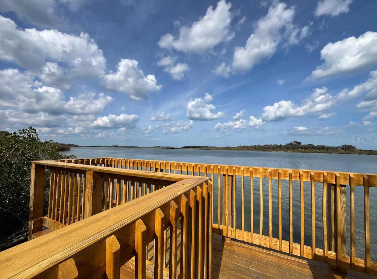 RIVERFRONT ESTATES SOUTH - Residential