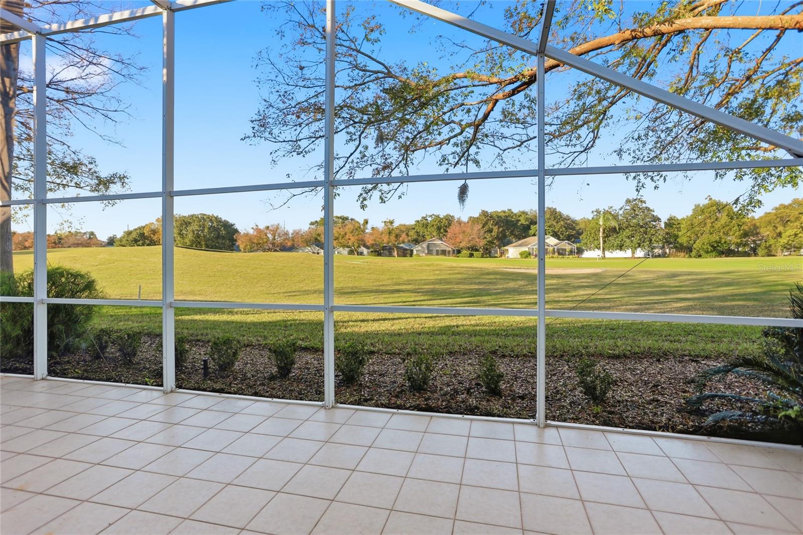 MOUNT DORA COUNTRY CLUB MOUNT DORA PH 02-1 - Residential