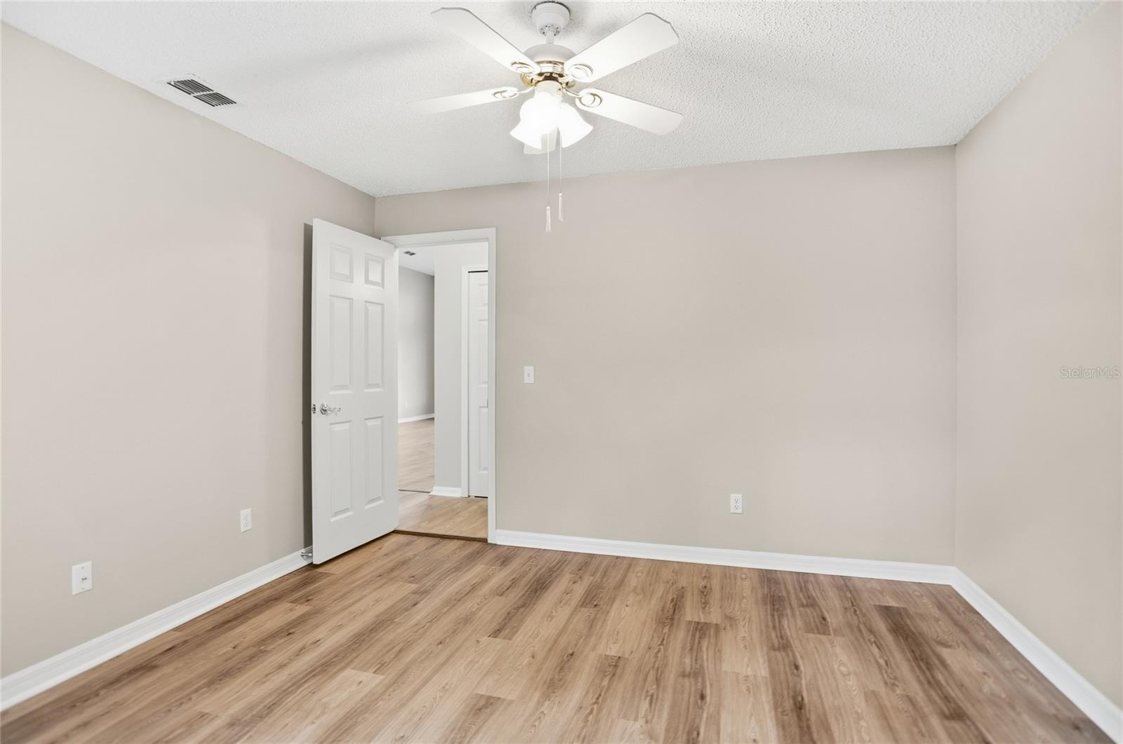 MOUNT DORA COUNTRY CLUB MOUNT DORA PH 02-1 - Residential