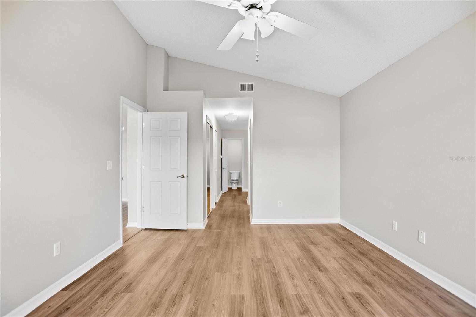 MOUNT DORA COUNTRY CLUB MOUNT DORA PH 02-1 - Residential