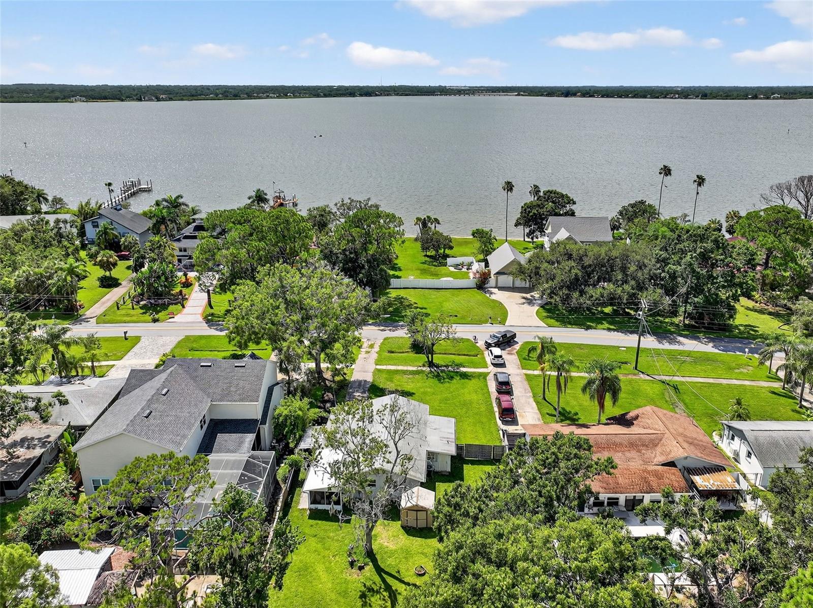 605 SHORE DRIVE E