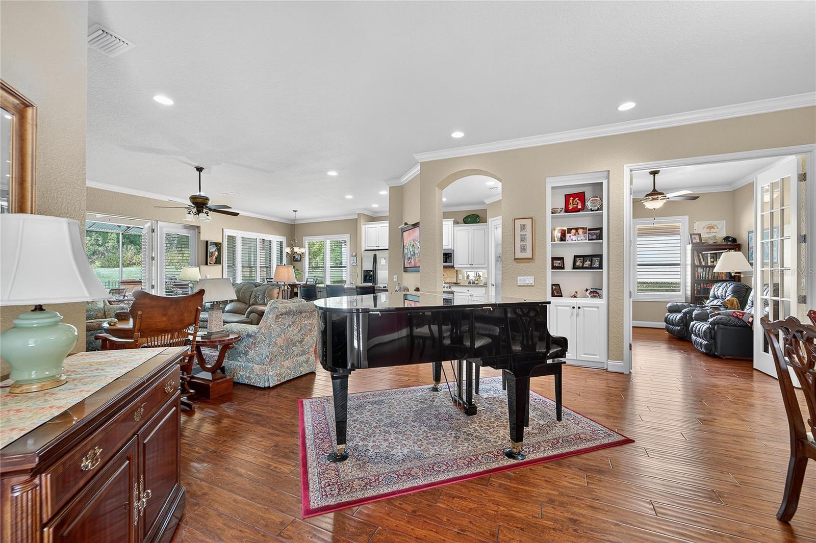 LAUREL GLEN PH 03 - Residential