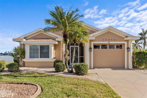 Photo of 12962 SW Doug Drive, Lake Suzy, FL 34269 (MLS # A4635983) Photo of 12962 SW Doug Drive, Lake Suzy, FL 34269 (MLS # A4635983)
