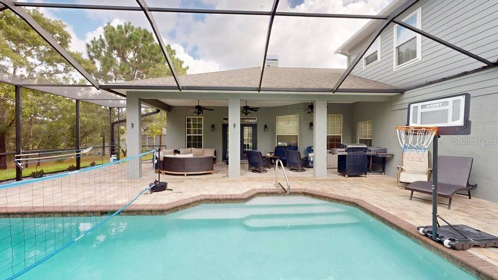 ROYAL HIGHLANDS - Residential