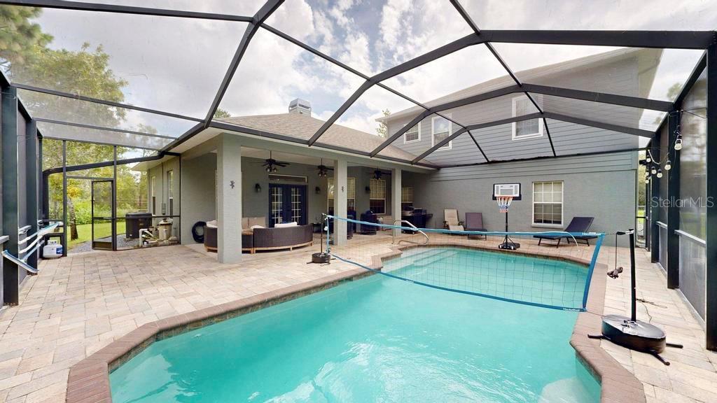 ROYAL HIGHLANDS - Residential
