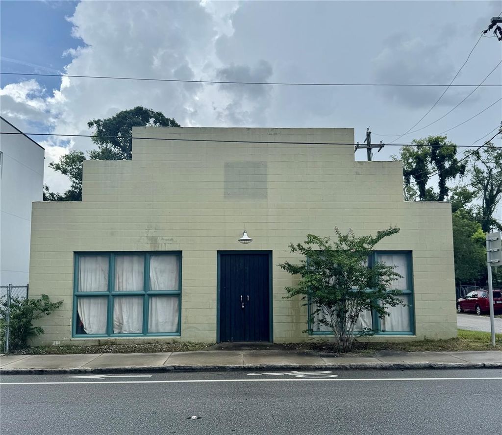 Photo of 3205 N Florida Avenue, Tampa, FL 33603 (MLS # TB8409456)