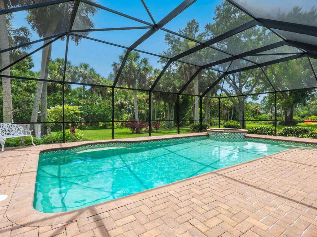 Photo of 3632 Beneva Oaks Boulevard, Sarasota, FL 34238 (MLS # A4657249)