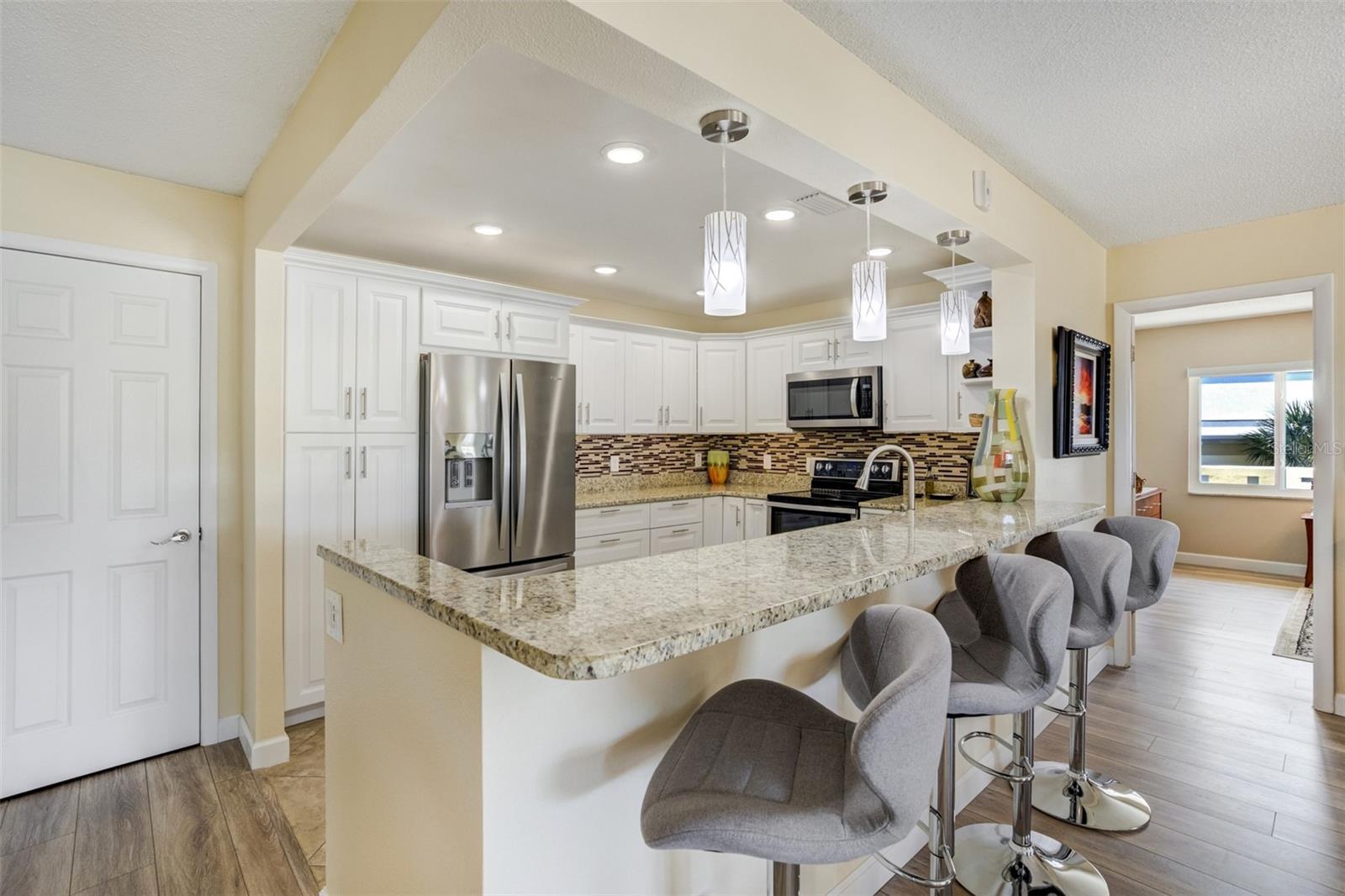 100 BLUFF VIEW DRIVE 115C