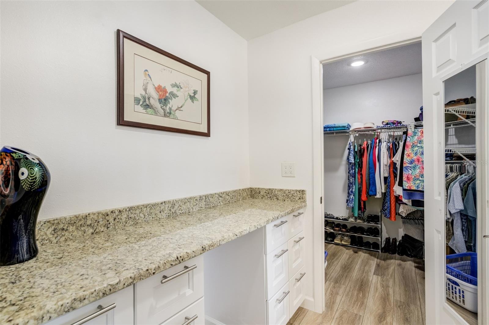 HARBOUR CLUB CONDO 3 - Residential