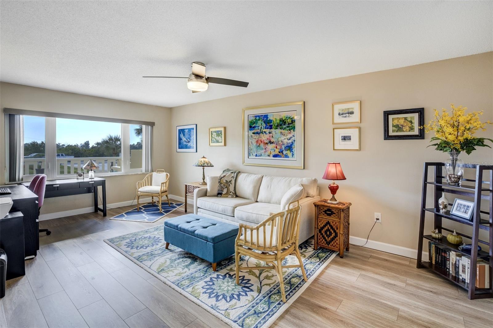 HARBOUR CLUB CONDO 3 - Residential