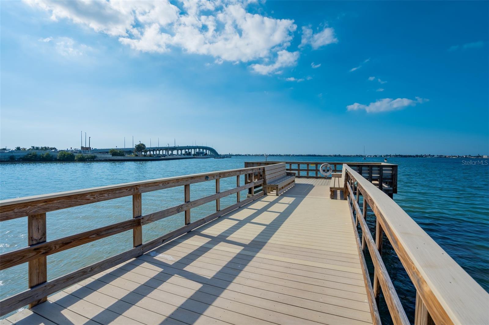 HARBOUR CLUB CONDO 3 - Residential