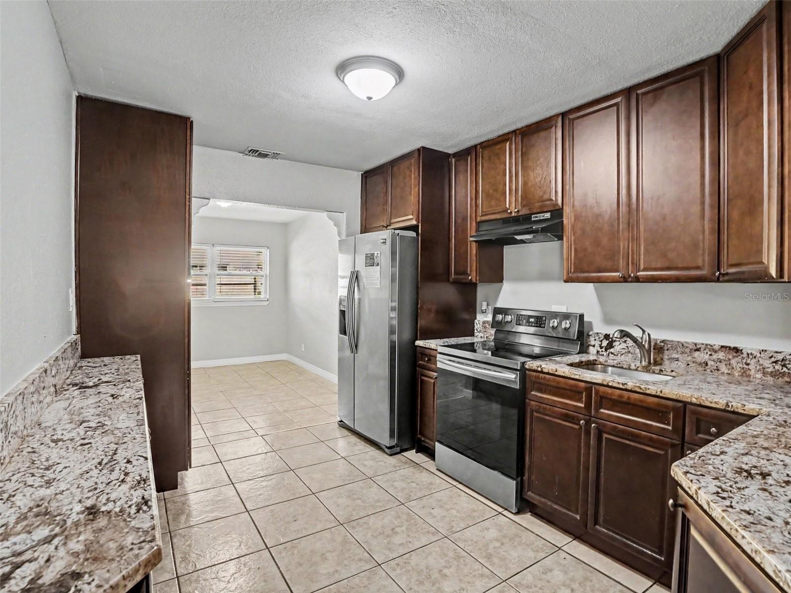 4103 S NASHVILLE AVENUE