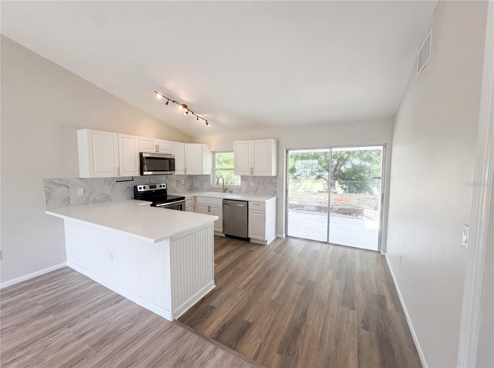 VENICE ESTATES 1ST ADD - Residential