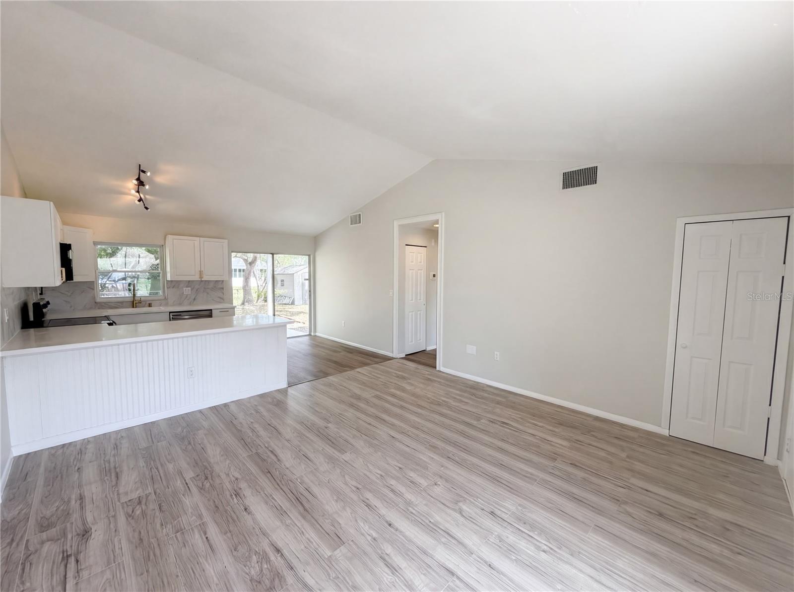 VENICE ESTATES 1ST ADD - Residential